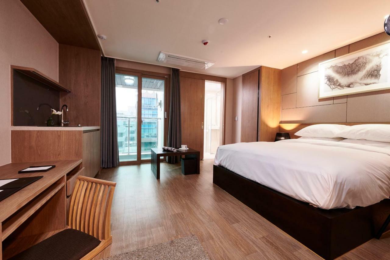 New Raon Stay Jinju Eksteriør bilde
